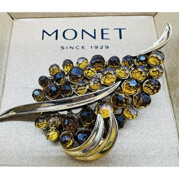 Vintage Monet Gold Tone Rhinestone Leaf Brooch Pin Faceted Glass - Picture 2 of 6